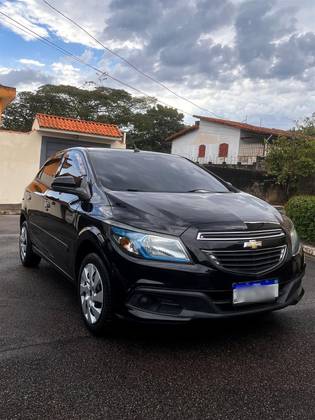 CHEVROLET ONIX 1.4 MPFI LT 8V FLEX 4P MANUAL CHEVROLET ONIX 1.4 MPFI LT 8V FLEX 4P MANUAL